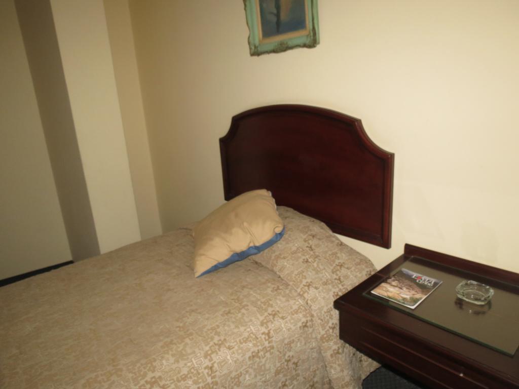 Hotel Plaza Mayor Lima Pokój zdjęcie
